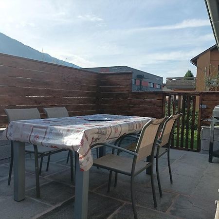 Joli Appart Terrasse Et Jardinet Albertville Exterior foto